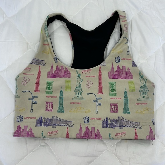 Terez DuoKnit Leggings & Sports Bra Set in NYC Doodle - Picture 4 of 6